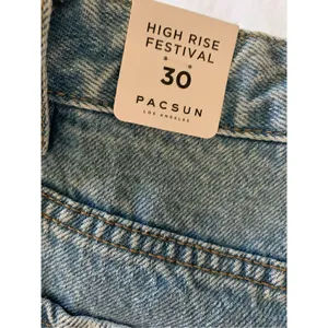 Pacsun High Rise Festival Bright Eyes denim jean shorts women's size 30 NWT thumbnail 7
