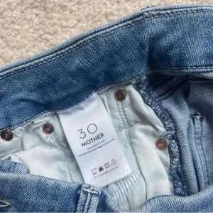 Mother Denim Looker Step Ankle Fray Jeans‎ in Where There's Smoke thumbnail 6