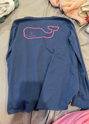 Long Sleeve Vineyard, Vines thumbnail 3