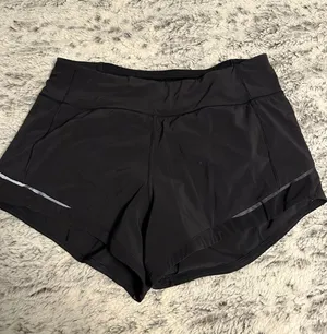 Lululemon Shorts thumbnail 2