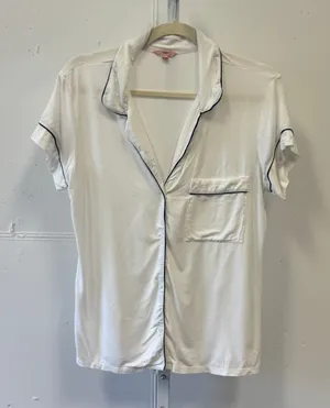 Eberjey Gisele Short Sleeve Pajama Top White Navy Piping Modal Size Medium thumbnail 1