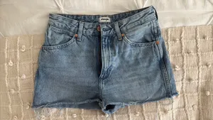Wrangler jeans, shorts thumbnail 4