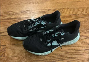 Brooks Women’s Running Shoes thumbnail 1