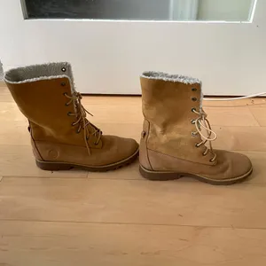 Timberland Women's Linden Woods Waterproof Fold-Down Winter Boots thumbnail 8