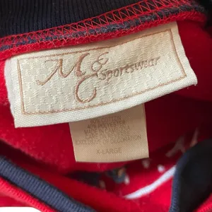 MC Sportswear Vintage 90s Snow Globe Christmas Holiday Festive Granny Sweatshirt thumbnail 5