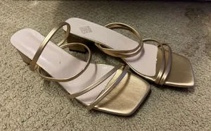 SHEIN Heels thumbnail 1