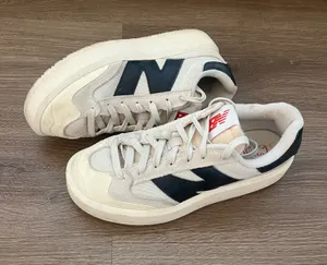 New Balance Shoes thumbnail 1