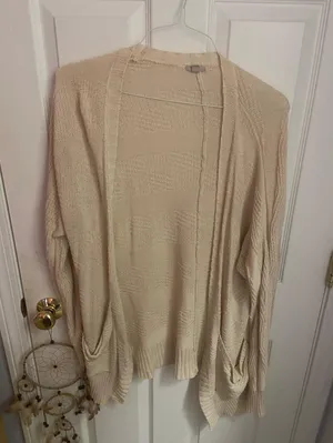 Ecote Cream Cardigan thumbnail 1