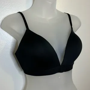 IZOD Black Padded Bra Size 36C thumbnail 2