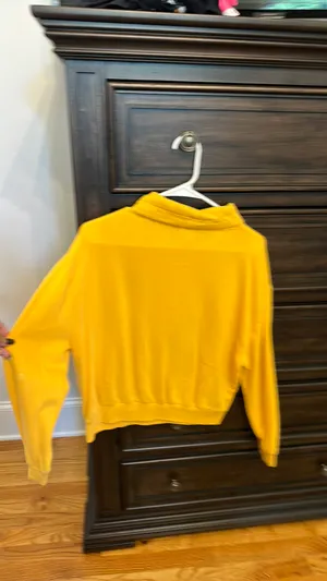 PINK Victoria’s Secret Pullover thumbnail 2
