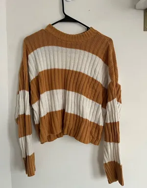 American Eagle Knit Yellow/White Striped Sweater size medium. thumbnail 1