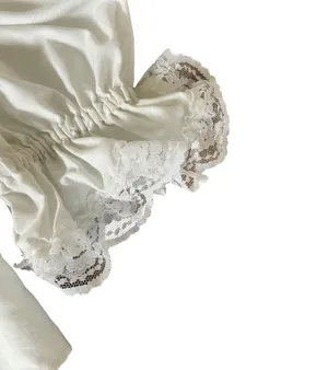 Reworked cottagecore puff sleeve lace up blouse 🔥 White thumbnail 4