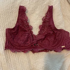 PINK bra thumbnail 1