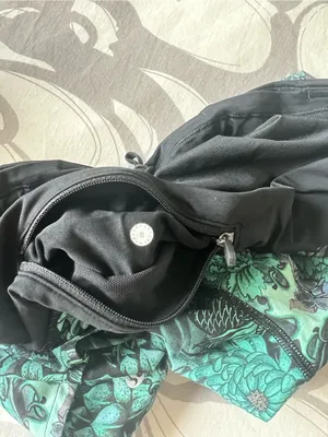 Lululemon speed up shorts thumbnail 3
