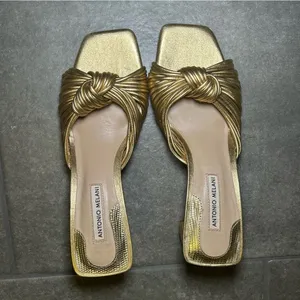 Antonio Melani Gold Knotted Leather Square Toe Sandal Heels Women’s Shoe Size 7 thumbnail 3