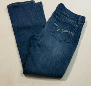 Wrangler Dark Blue Straight Leg Jeans thumbnail 1