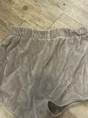 Fear of God Essentials Shorts thumbnail 3