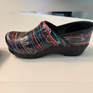 Dansko‎ professional Colorful Streamer Glossy Graffiti Clogs Size 38 US 7 thumbnail 7