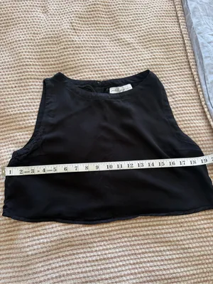 Petal & Pup Sutton Sleeveless Crop Top in US 10 thumbnail 3
