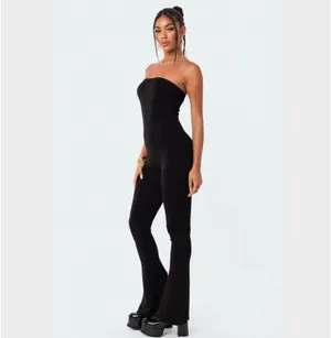 Edikted Melina Side Slits Flared Jumpsuit thumbnail 3