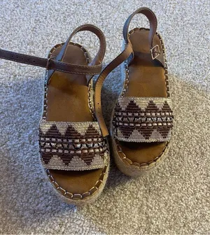 espadrill sandals Size 6 thumbnail 4