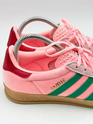 adidas Originals Gazelle Indoor W Glow Pink Court Green Gum Women Casual JI2713 thumbnail 3