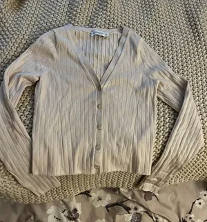 Abercrombie Cream Button Up Cardigan Top thumbnail 1