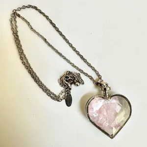 Blessings pink Crystal Chips in Faceted Glass Heart Pendant Necklace thumbnail 8