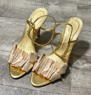 J CREW‎ Y2K Wedding Ruffle Gold & Cream Slingbacks High Heels Shoes Women Sz 8 thumbnail 1