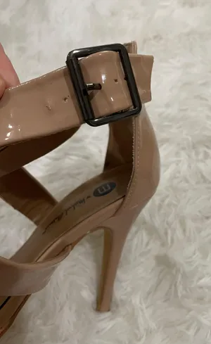 Michael Antonio Nude Heels thumbnail 6