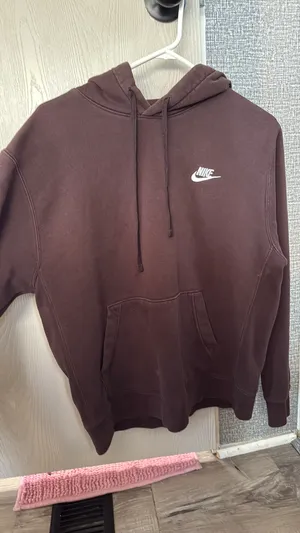 Brown Nike Hoodie thumbnail 1