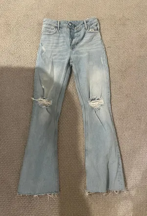 ZARA Wide Leg / Flare Fringe Hem Jeans thumbnail 1
