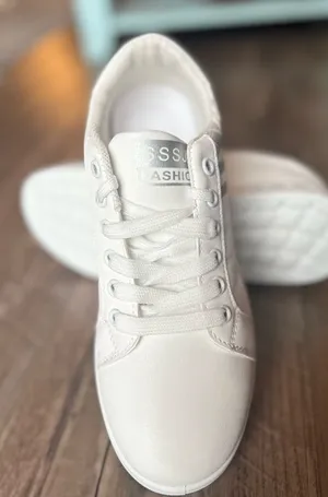 Women’s White Casual Sneakers - New Without Tags! Women’s 9 thumbnail 1