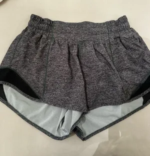 Lululemon Hotty Hot Shorts 2.5" thumbnail 1