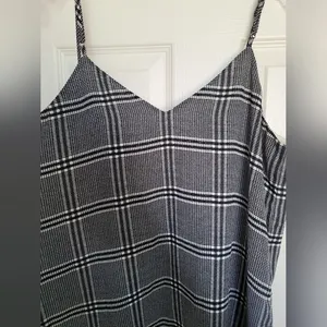 Banana Republic Women top thumbnail 3