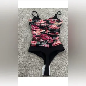 Express Floral Ruched Bodysuit thumbnail 4