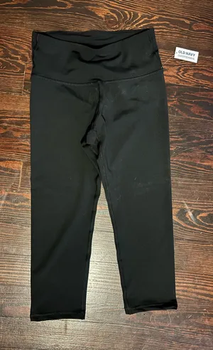 Old Navy Crop Leggings Active thumbnail 1