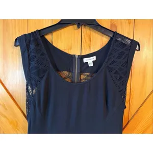 Silence + Noise Black Lace Overlay Sleeveless Mini Dress Size 8 (7143) thumbnail 2