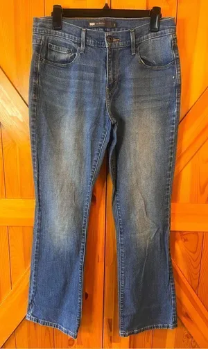 Levi’s 515 Jeans Womens 8 Bootcut Denim Blue Medium Wash thumbnail 1