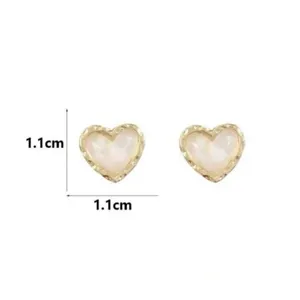 Gold Heart Pearl Earrings thumbnail 4