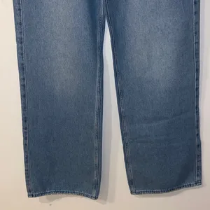 NWT!! Hollister Ultra High Rise Baggy Jeans Size 25R / 0R thumbnail 3