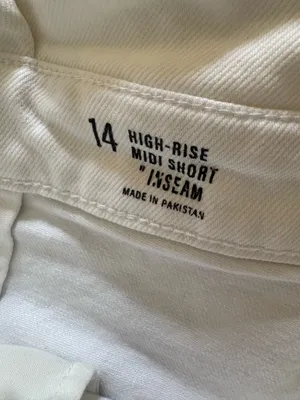 a.n.a White Denim High Rise Midi Shorts thumbnail 7