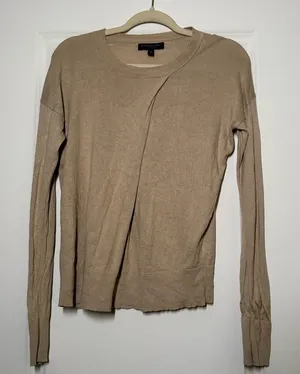 Banana Republic Cashmere Silk crew neck sweater | capsule wardrobe | old money thumbnail 1