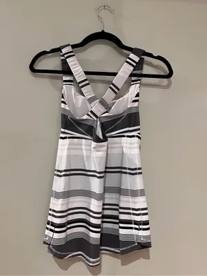 Lululemon Gray White Striped Tank Top Size 6 thumbnail 3