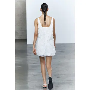Zara Embroidered White Floral Dress Size Large NWT thumbnail 5