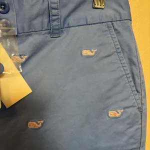 NWT Vineyard Vines Women’s Shorts‎ Coneflower Blue Dayboat Embroidered Whales 10 thumbnail 2