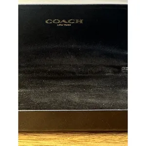 Coach New York Black Hardshell Clamshell Eye Glass Case Leather Velvet Lining thumbnail 6