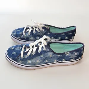 VTG Keds Champion 9.5 Blue Distressed Denim Star Low Top Sneakers Rubber SOle thumbnail 2