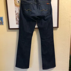 7 For All Mankind Bootcut Dark Wash Stretchy excellent condition Jeans 29 thumbnail 8