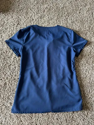Med Couture Scrub Top Insight thumbnail 3